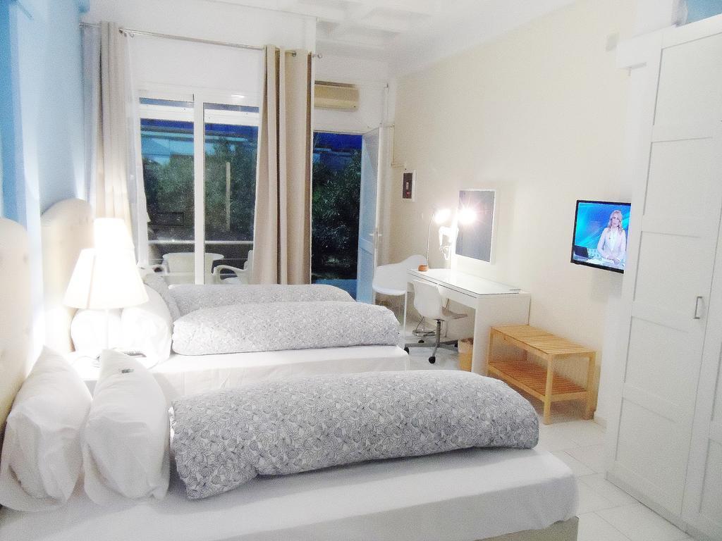 Homely Studios Chios Town Room photo